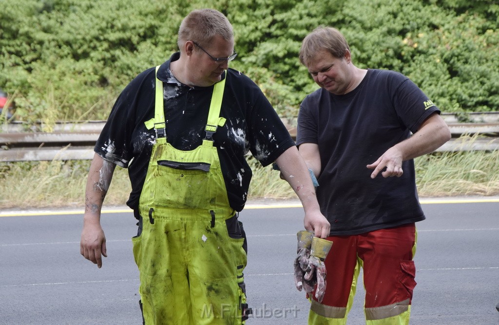 Schwerer VU A 3 Rich Oberhausen Hoehe AK Leverkusen P713.JPG - Miklos Laubert